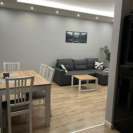 Ferienwohnung Nowoczesny Apartament Z Przestronna Lazienka Stalowa Wola Exterior foto