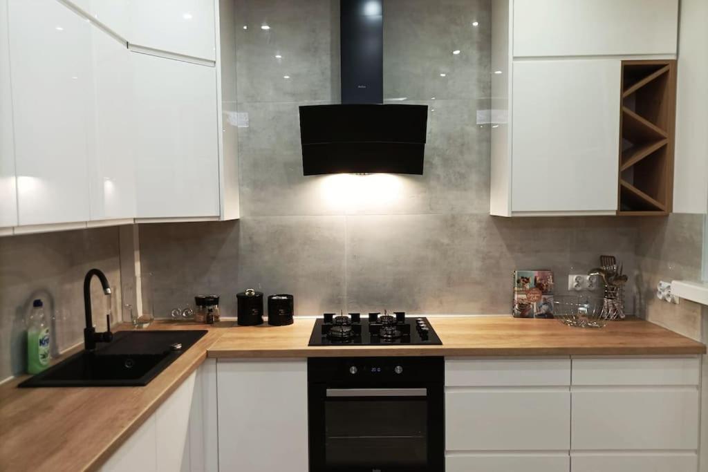 Ferienwohnung Nowoczesny Apartament Z Przestronna Lazienka Stalowa Wola Exterior foto
