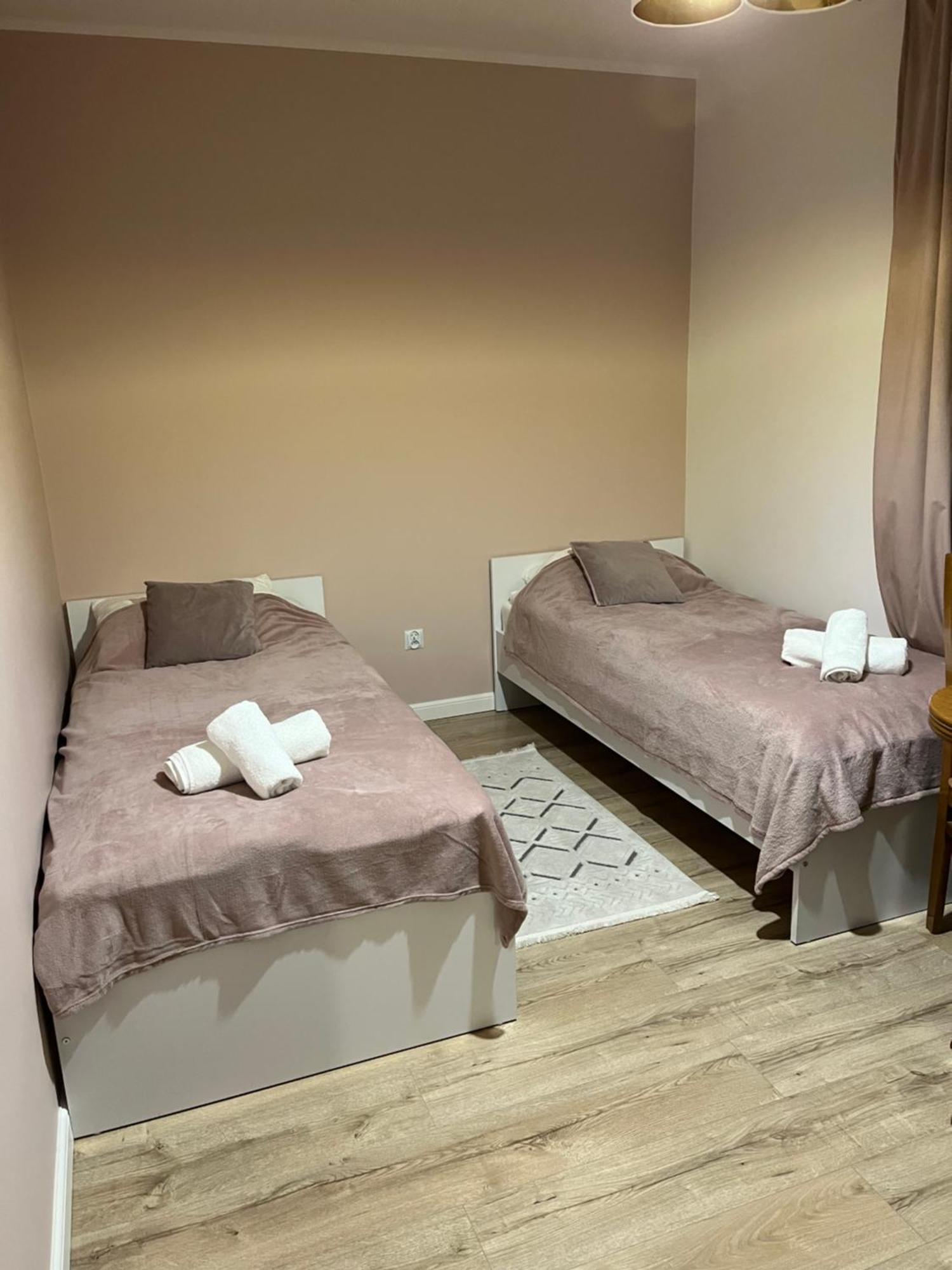 Ferienwohnung Nowoczesny Apartament Z Przestronna Lazienka Stalowa Wola Exterior foto