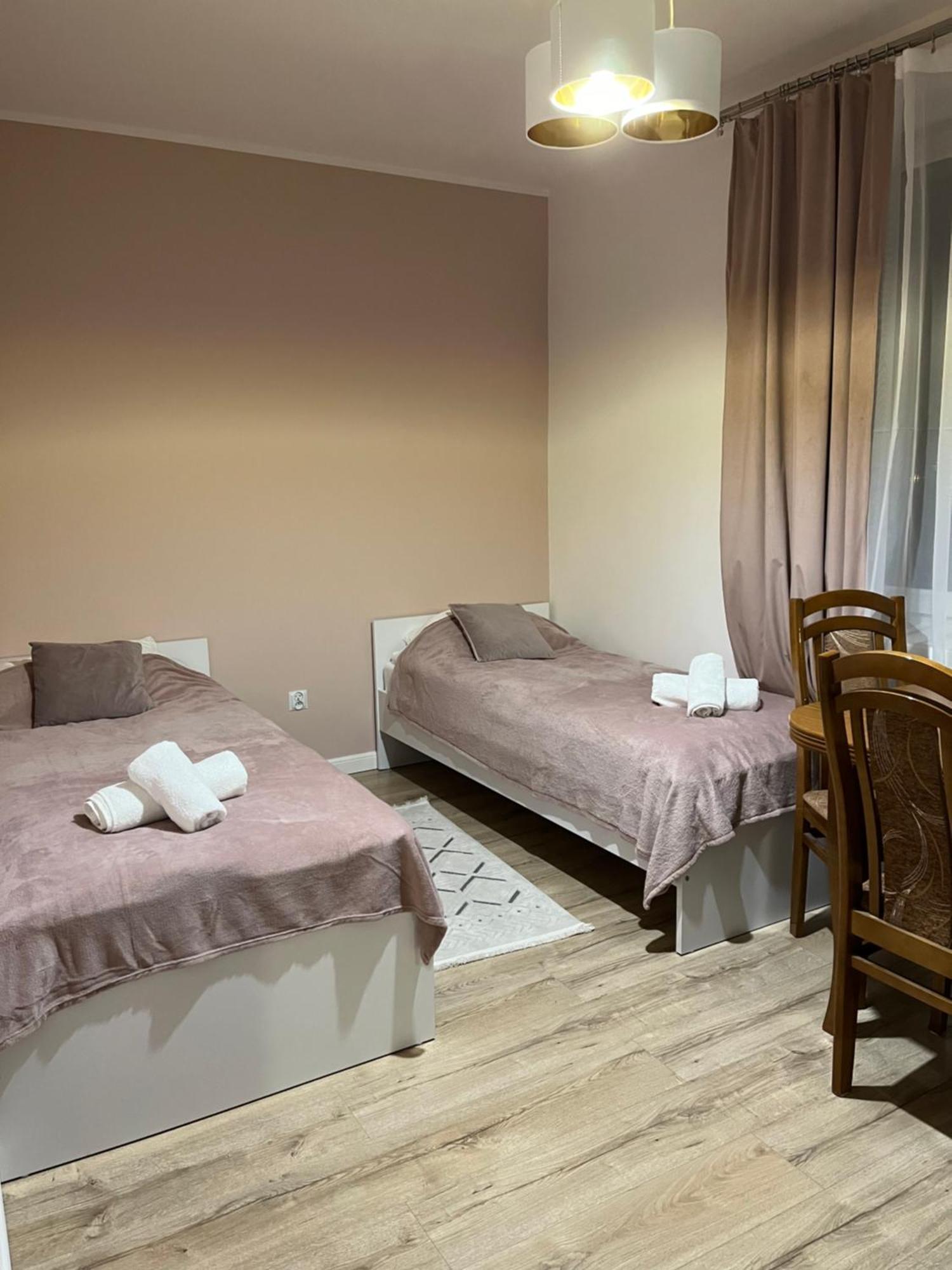 Ferienwohnung Nowoczesny Apartament Z Przestronna Lazienka Stalowa Wola Exterior foto